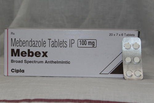 mebendazole vs albendazole